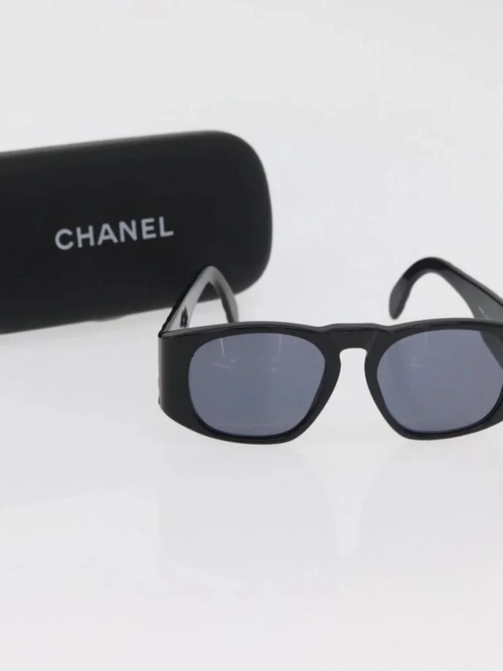 CHANEL Sunglasses plastic Black CC Auth ka3896A